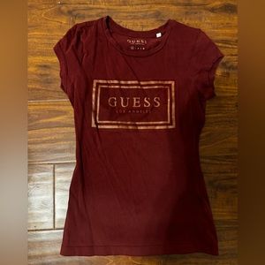 Guess t shirt